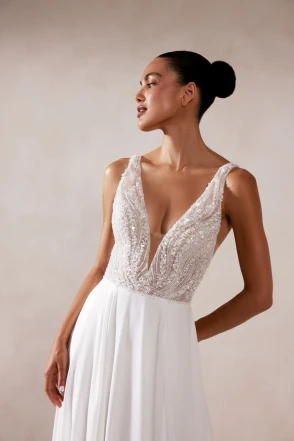 Adore by Justin Alexander 11396/ Solana